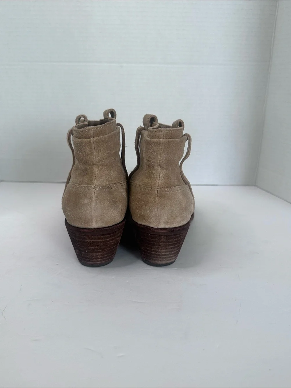 Joie suede ankle western bootie beige sz 8.5 boho cowgirl